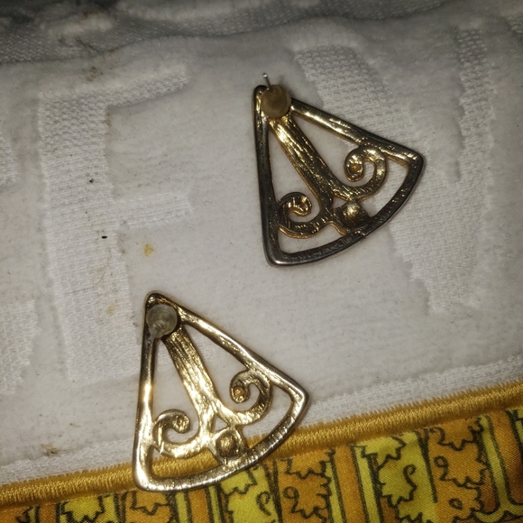 Earring triangle golden Vintage - Picture 6 of 9